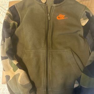 Nike Camouflage 2 piece set